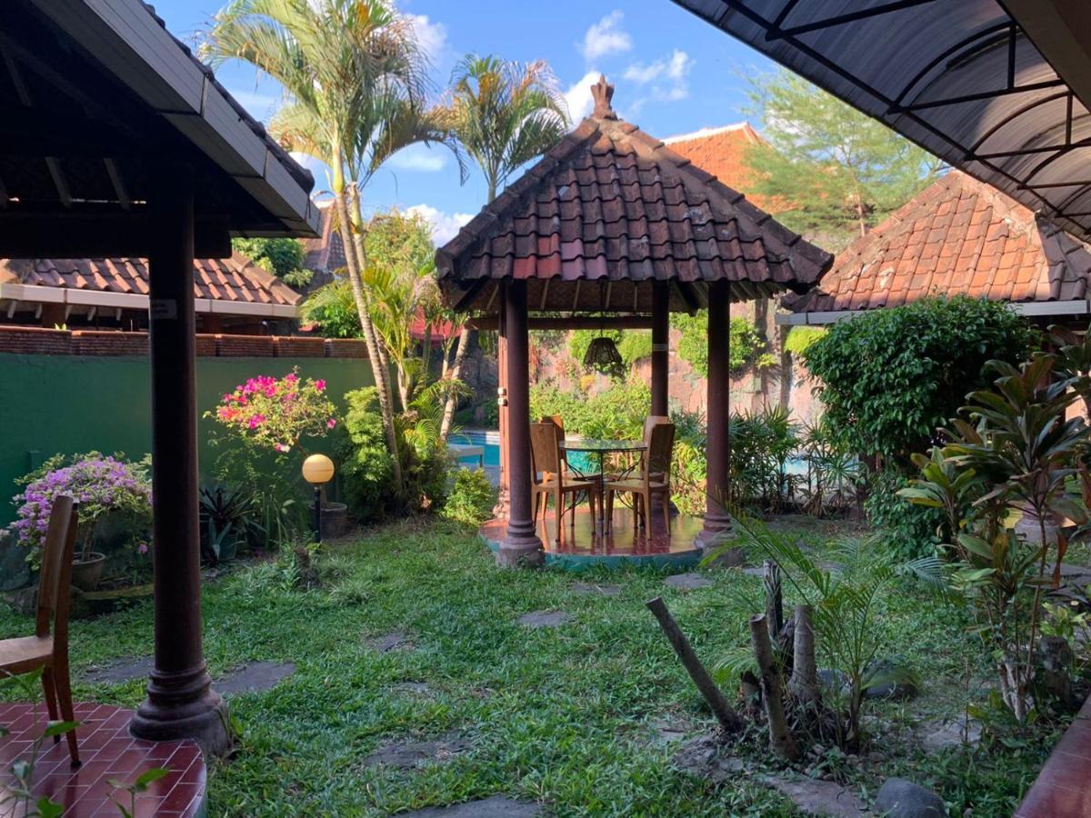 Prambanan Guesthouse Yogyakarta Ngoại thất bức ảnh