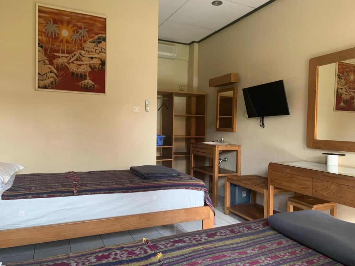 Prambanan Guesthouse Yogyakarta Ngoại thất bức ảnh